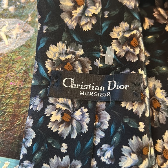 Christian Dior tie - Picture 5 of 10